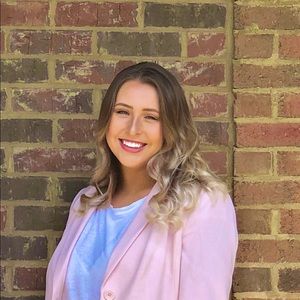 Meet your Posher, Emily